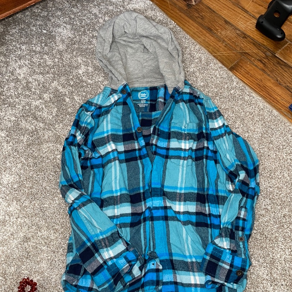 Boys flannel hoodie size 6/7